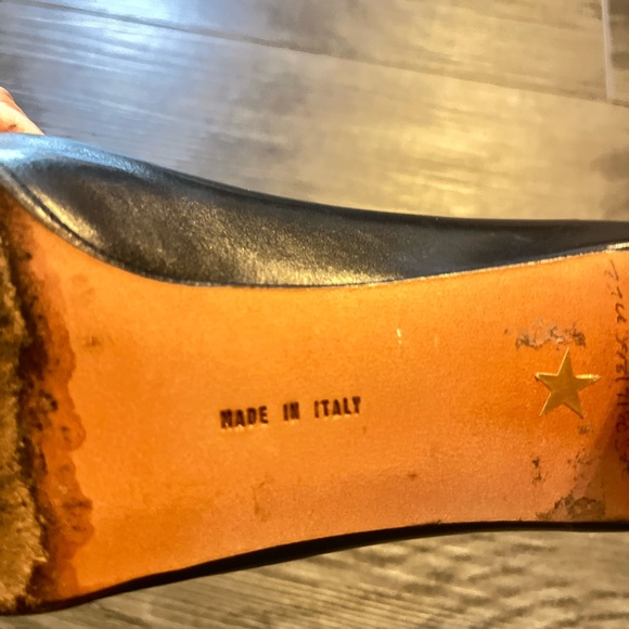 Salvatore Ferragamo original leather low heel pumps - Picture 4 of 4